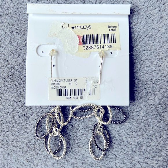 NWT ALFANI Dangling Earrings Silver and Black - Picture 2 of 3